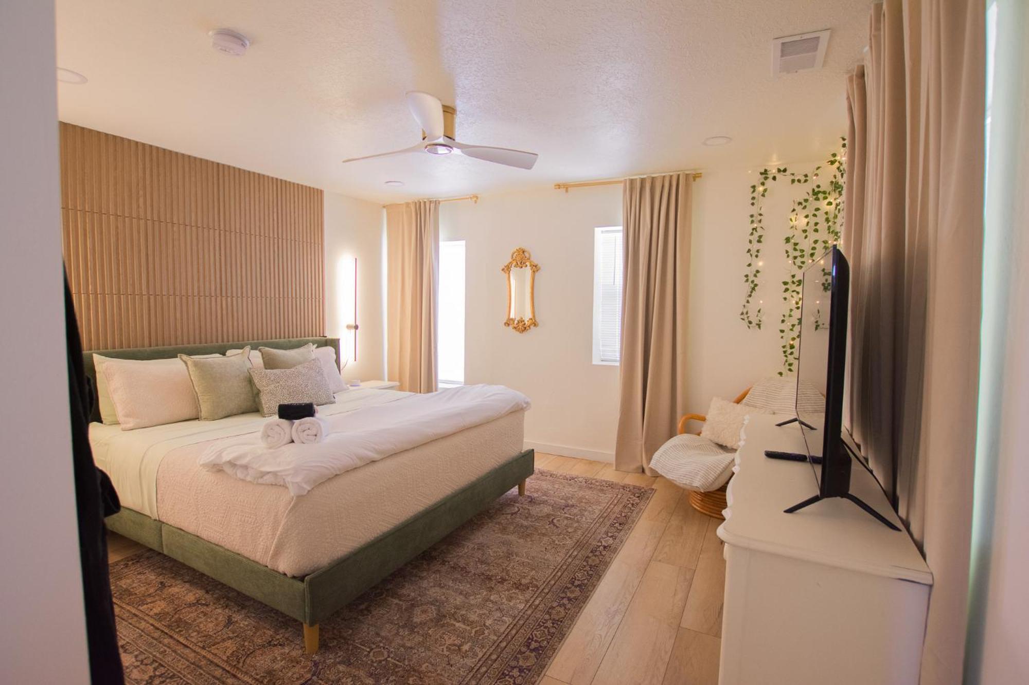 Bohemian Chic An Eclectic Escape-Hot Tub-Pet Friendly-No Pet Fees! Villa Albuquerque Luaran gambar
